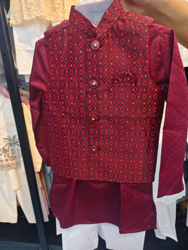 WhatsApp Image 2026-02-27 at 5.30.48 PM Punjabi coti set 07