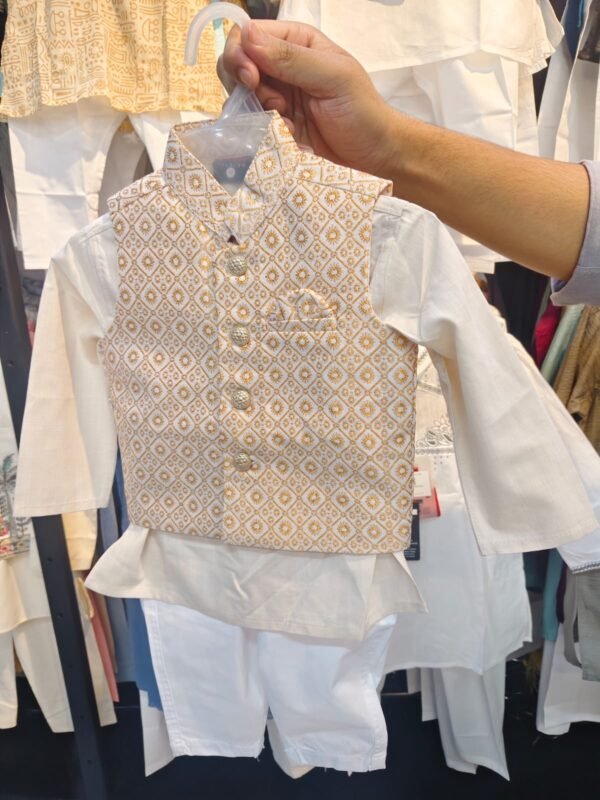 WhatsApp Image 2026-02-27 at 5.30.50 PM (1) Punjabi coti set 08