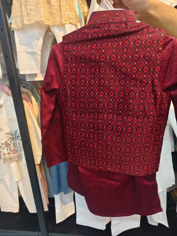 WhatsApp Image 2026-02-27 at 5.30.50 PM Punjabi coti set 07