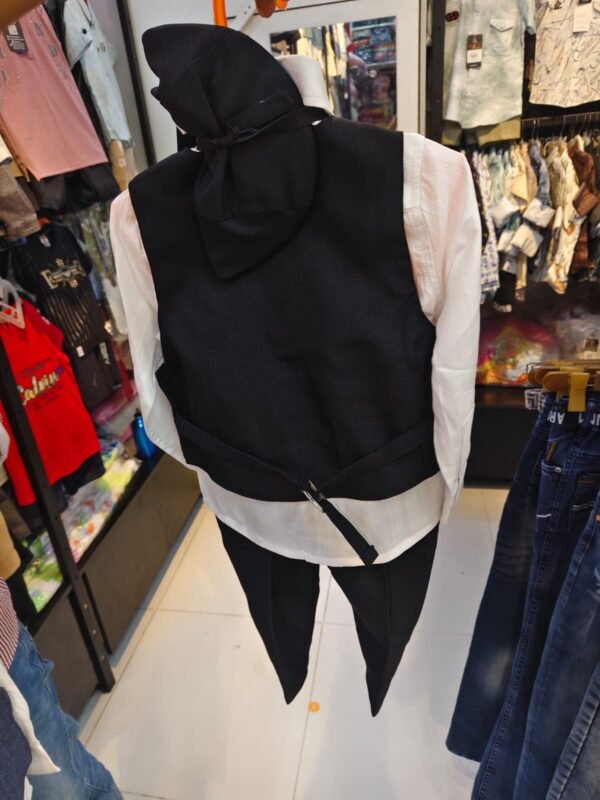 WhatsApp Image 2026-02-28 at 7.10.05 PM (2) Party (5pcs) Set 12