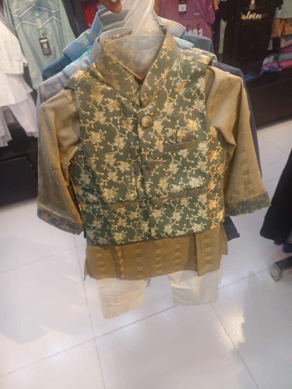 WhatsApp Image 2026-03-06 at 4.00.18 AM Punjabi coti set 15